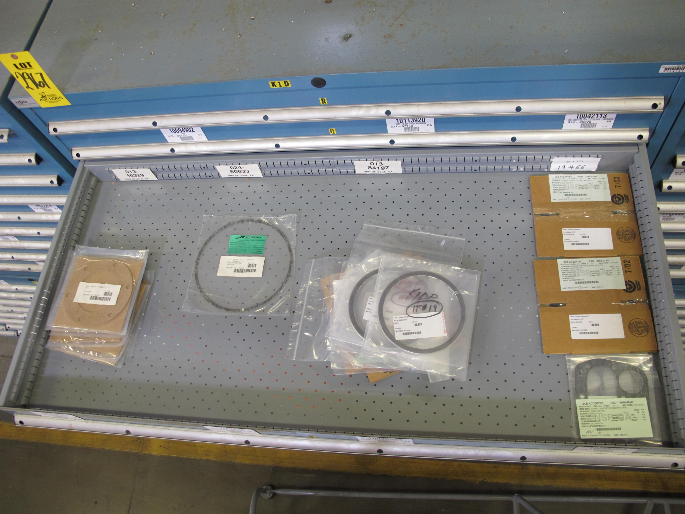 LISTA HEAVY DUTY 9-DRAWER PARTS CABINET W/ CONTENTS (W-50) LOADING & HANDLING FEE $25-